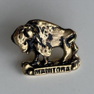 #ad Buffalo Bison Manitoba Gold Toned Metal Canada Provincial Province Hat Lapel Pin C $9.99